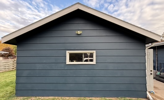Garage exterior painting